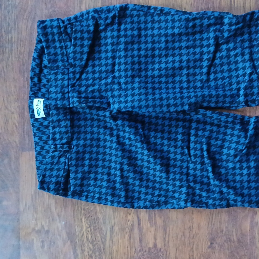 💟Old Navy Houndstooth Pixies